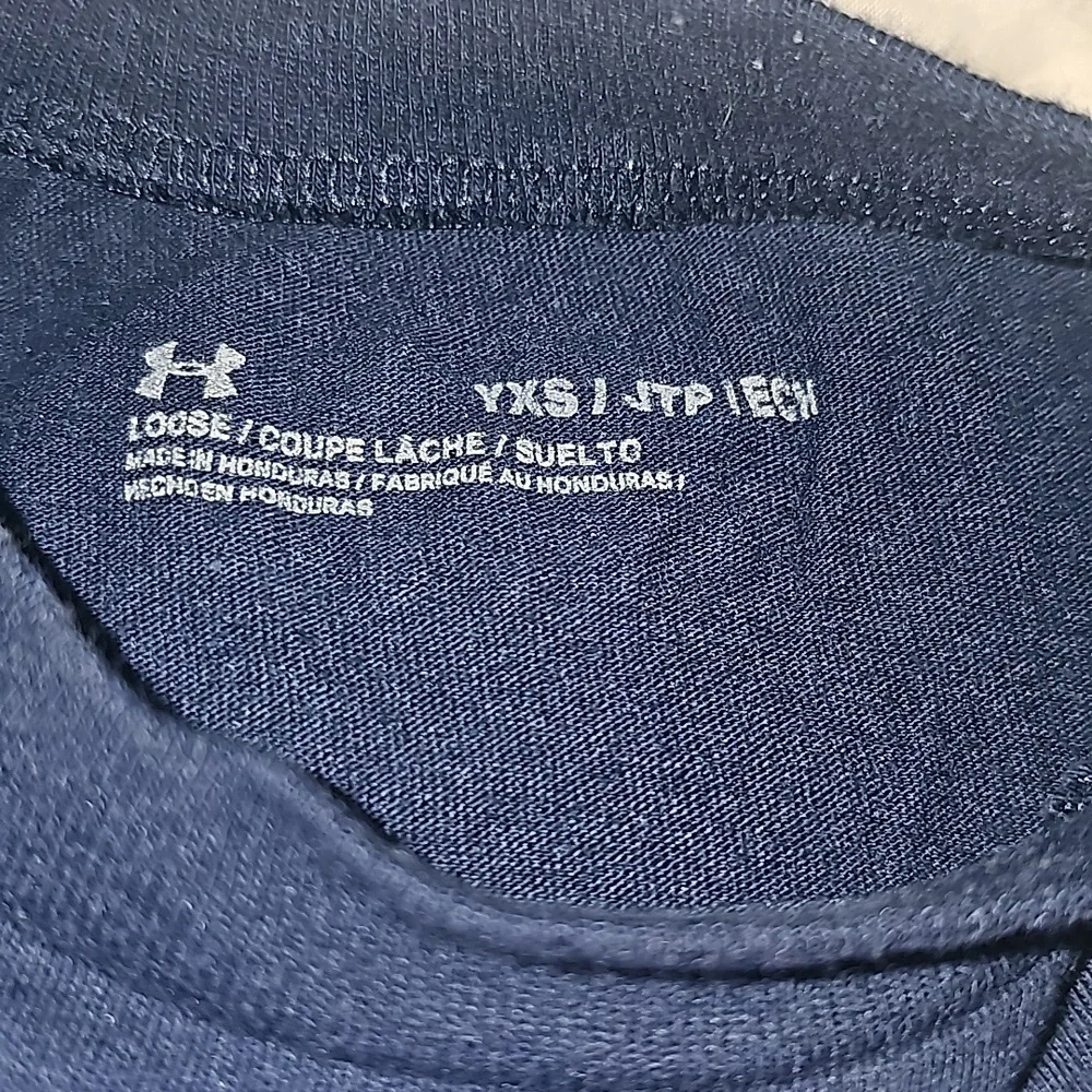 Under Armour short sleeve tee - Picture 3 of 3